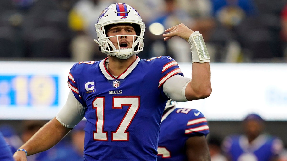 NFL power rankings 2022: Chiefs, Bills, Bengals lead way-too-early