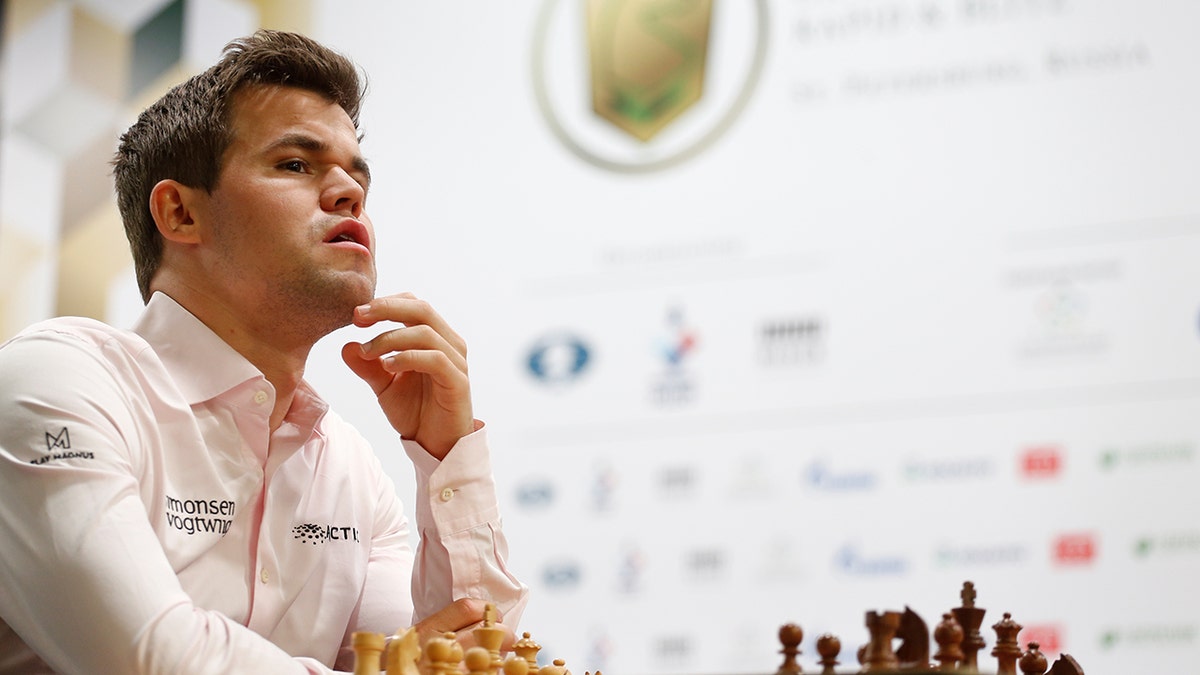 World Chess Champion Magnus Carlsen Gave Electric Shock to Grand