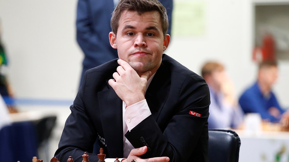 Magnus Carlsen Is Terrorizing Internet Chess Games Under a Pseudonym -  InsideHook