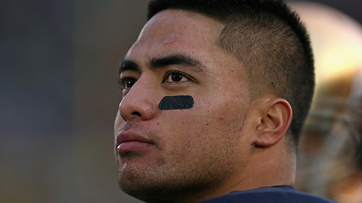 Manti Te'o with Notre Dame