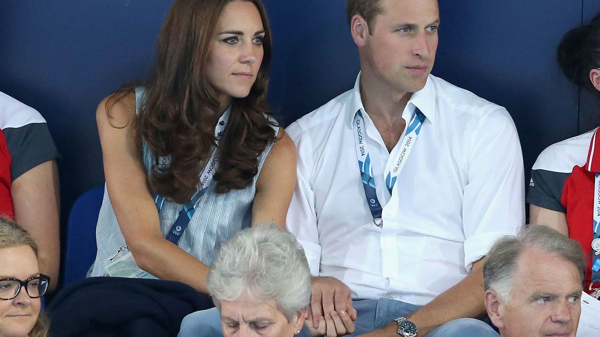 Prince William, Kate Middleton hold hands