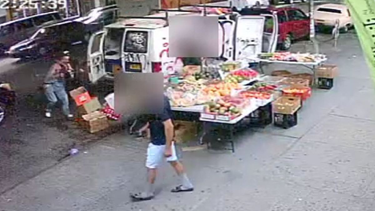Bronx robbery fruit stand