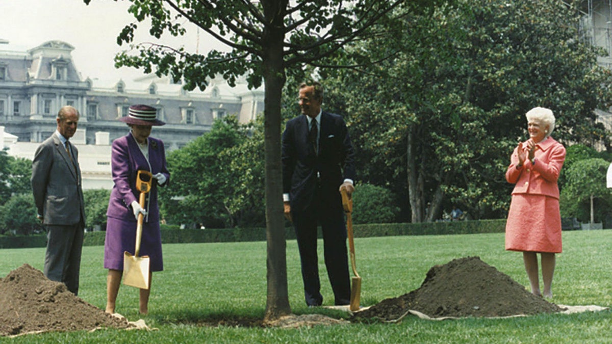 Queen Elizabeth II and President George H.W. Bush