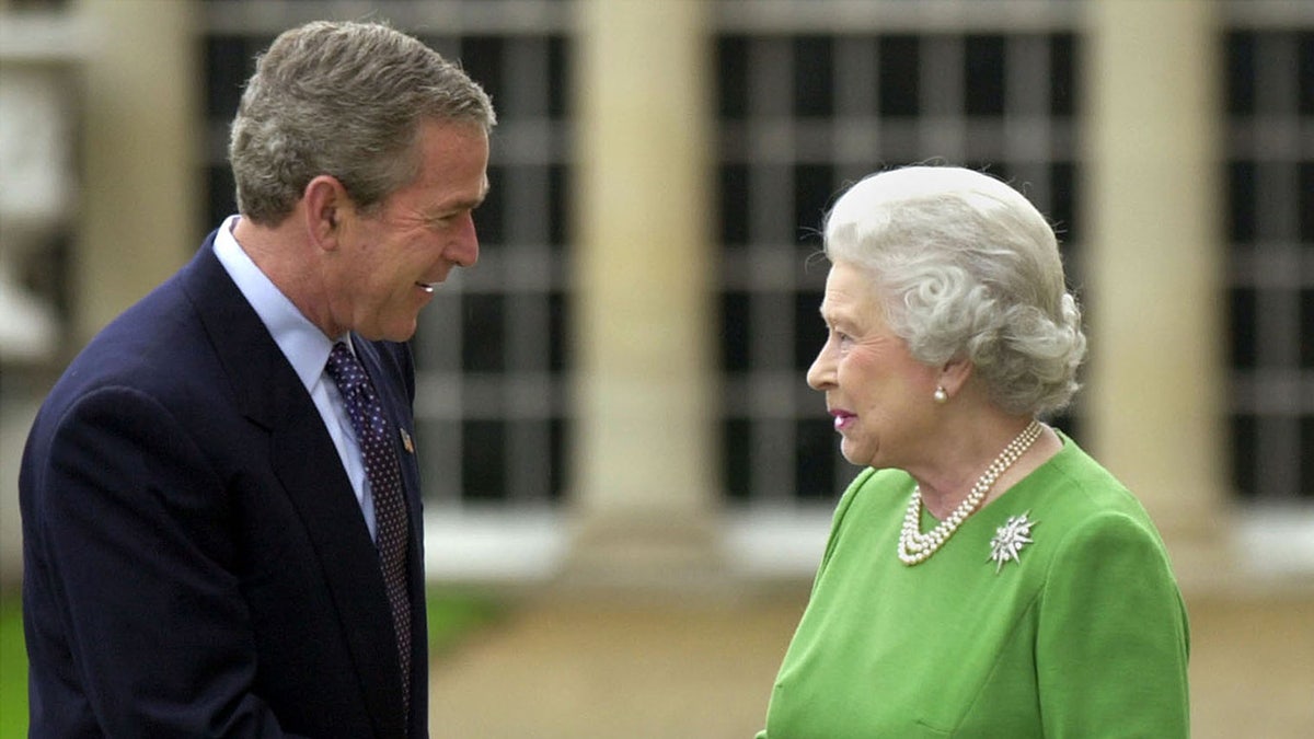 Queen Elizabeth II and former President George W. Bush