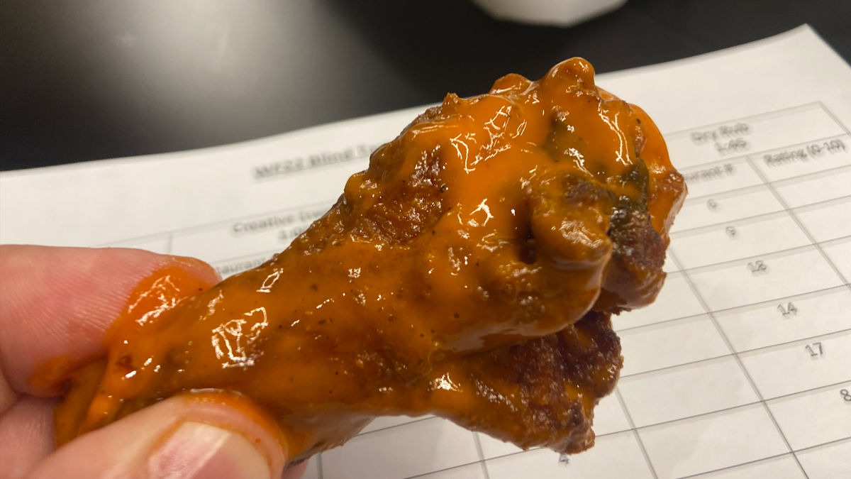 A delicious hot wing