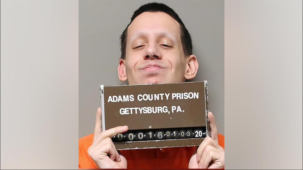 A mugshot of Samson Yohe.