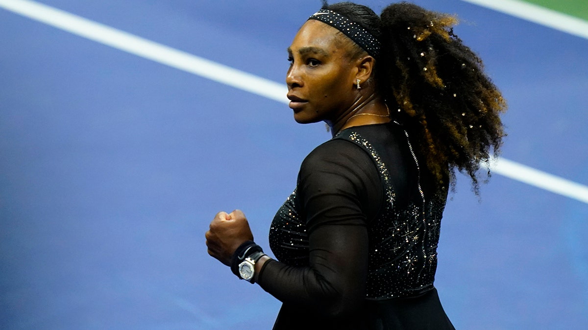 Serena Williams fist pumps