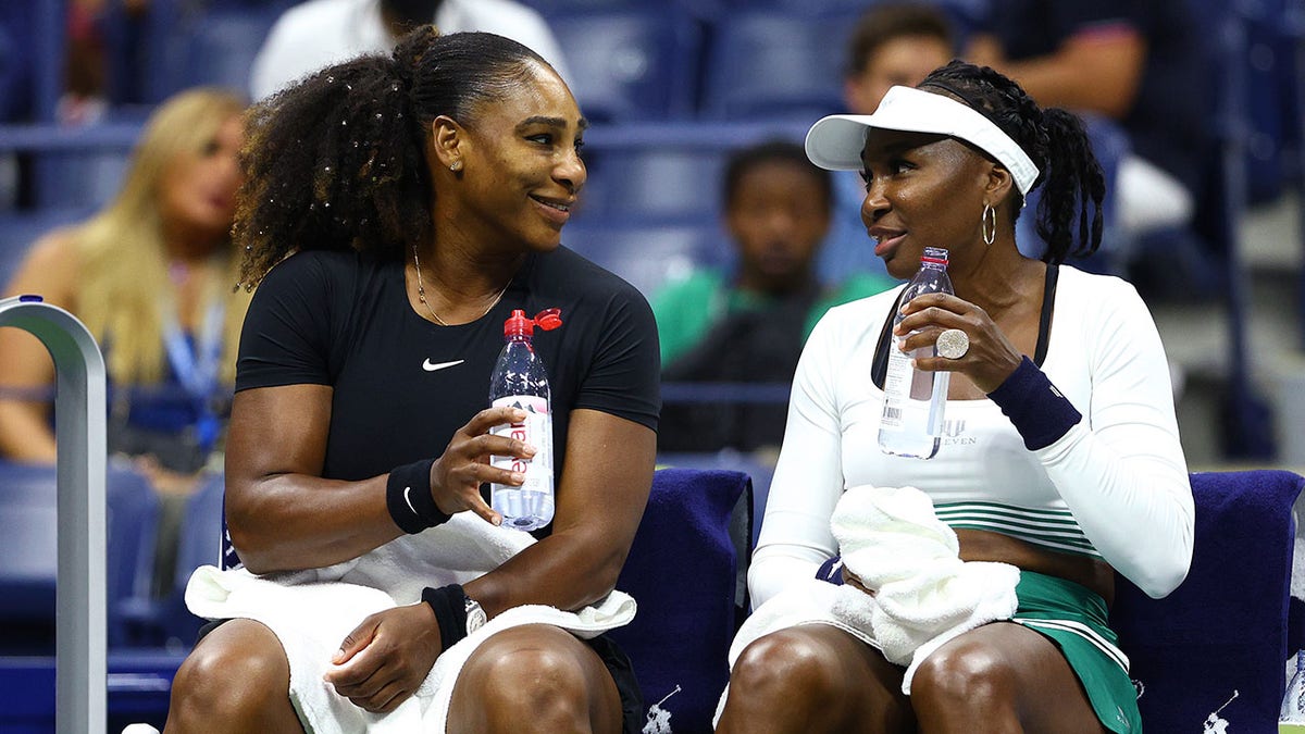 Serena and Venus Williams smiling