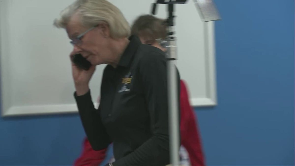 Tampa Mayor Jane Castor answers President Biden's phone call during press conference
