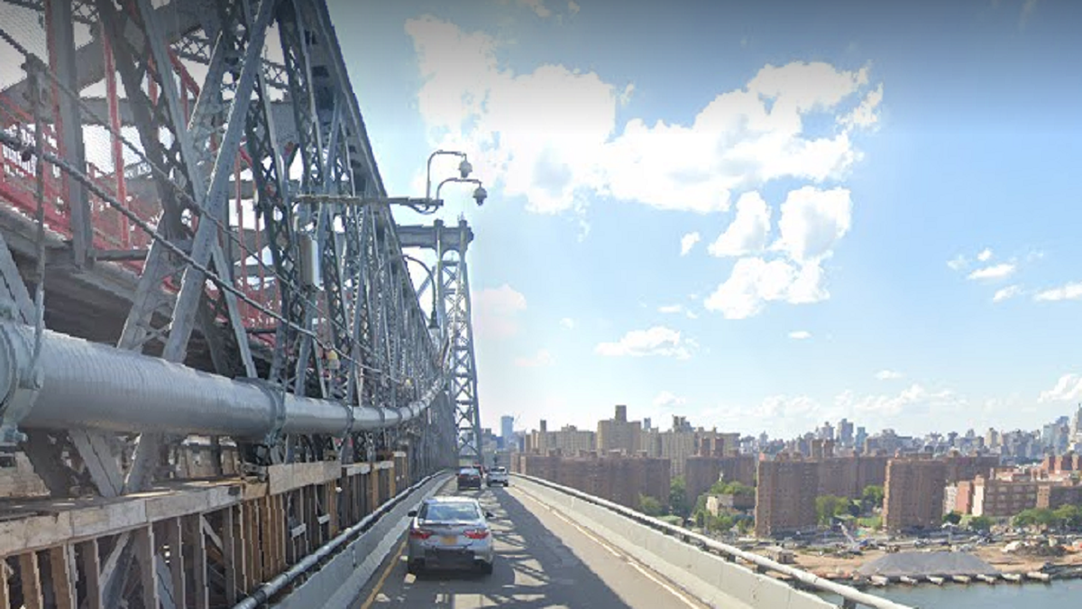New York City Williamsburg Bridge
