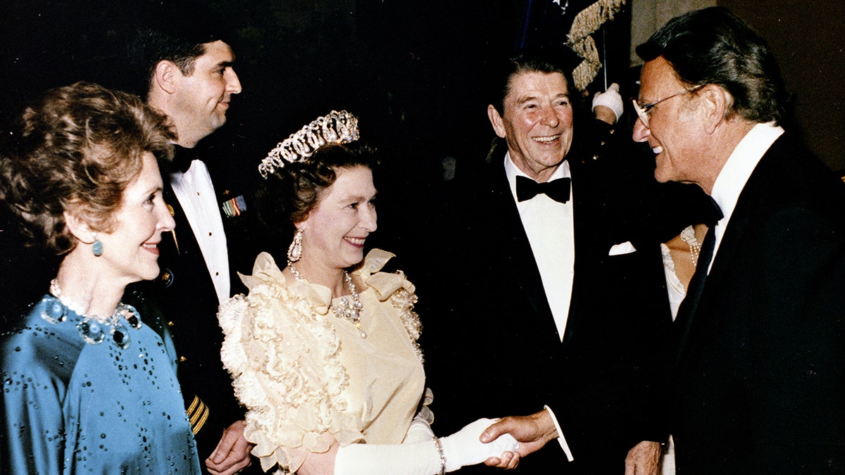 Queen Elizabeth II with US President Ronald Reagan