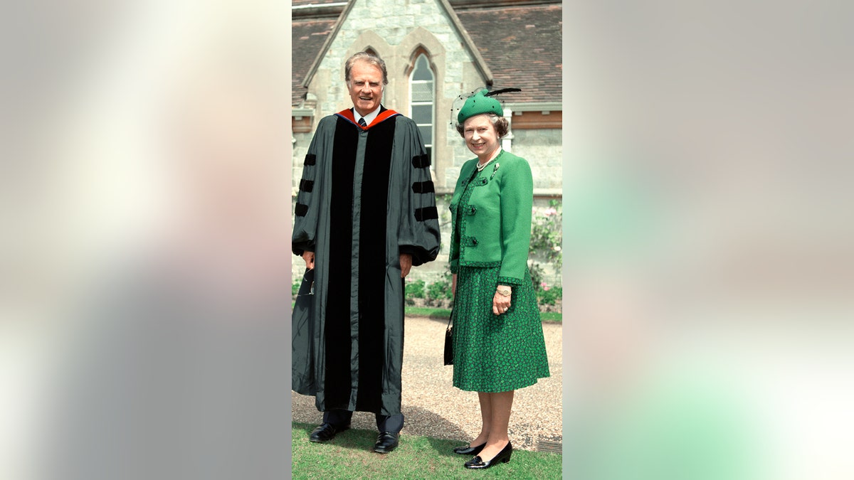 Billy Graham and Queen Elizabeth