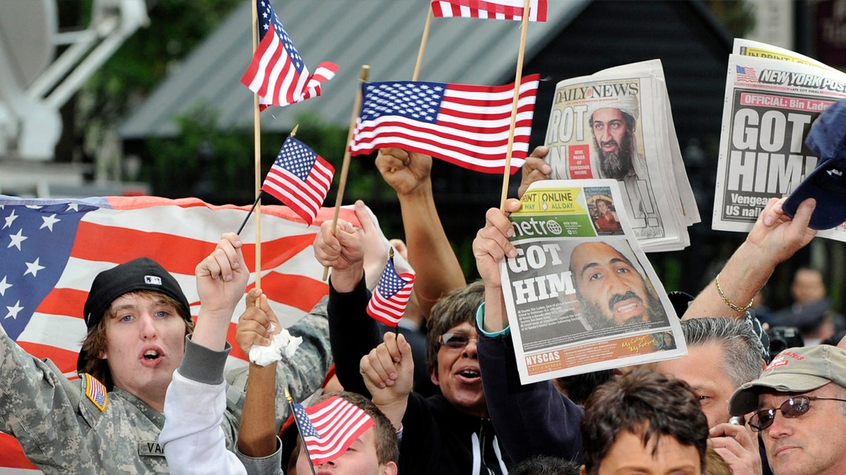 Crowd celebrates Osama bin Laden death