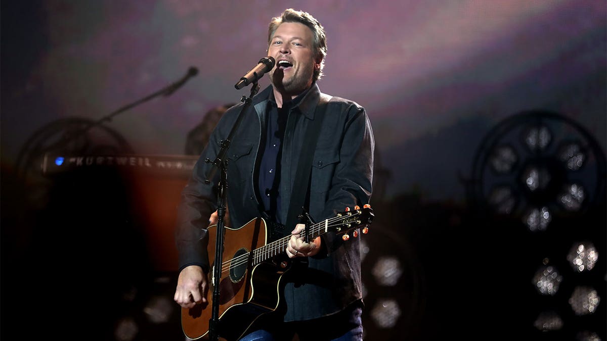 Morgan Wallen And Taylor Swift Among The Most Anticipated Concerts Of   Blake Shelton Performance 