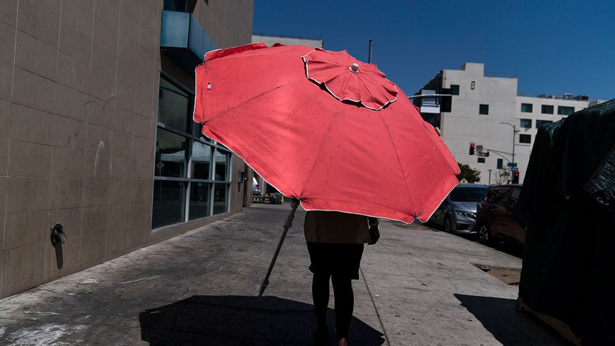 California governor declares the heat wave a state of emergency