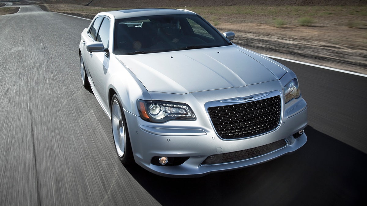 Chrysler 300 SRT8