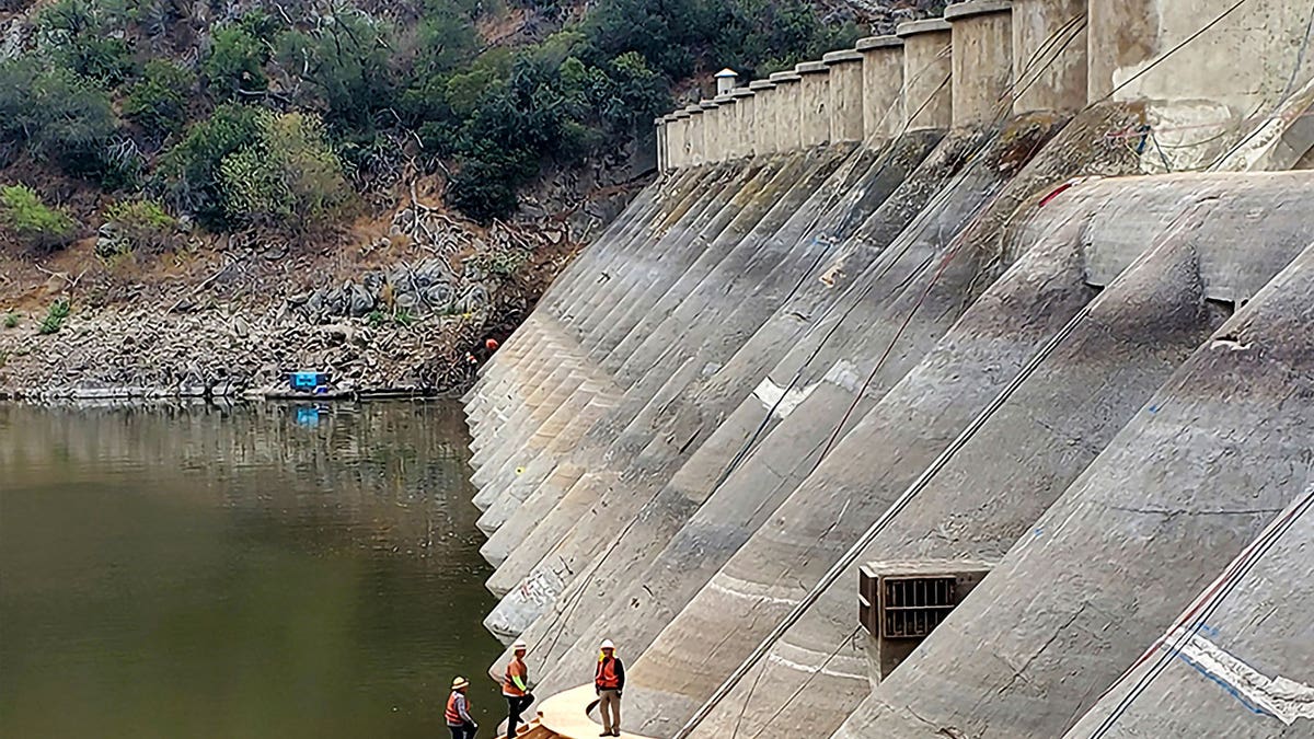 Hodges Reservoir Dam continues repair in CA