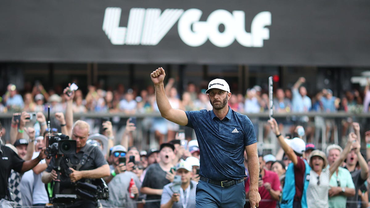 Dustin Johnson fist pump