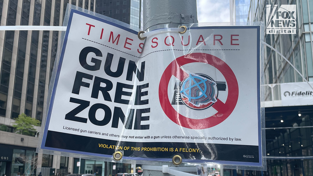 Gun Free Zone sign