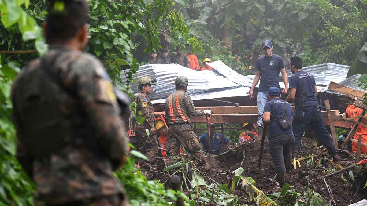 El Salvador landslide