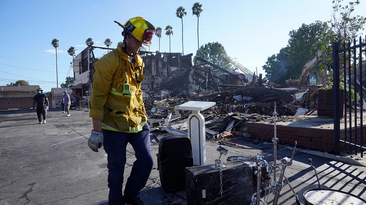 Historic LA church destroyed in fire 