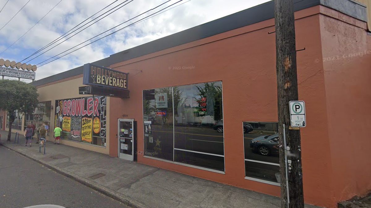 Photo shows the sign and exterior of the Hollywood Beverage store in Portland