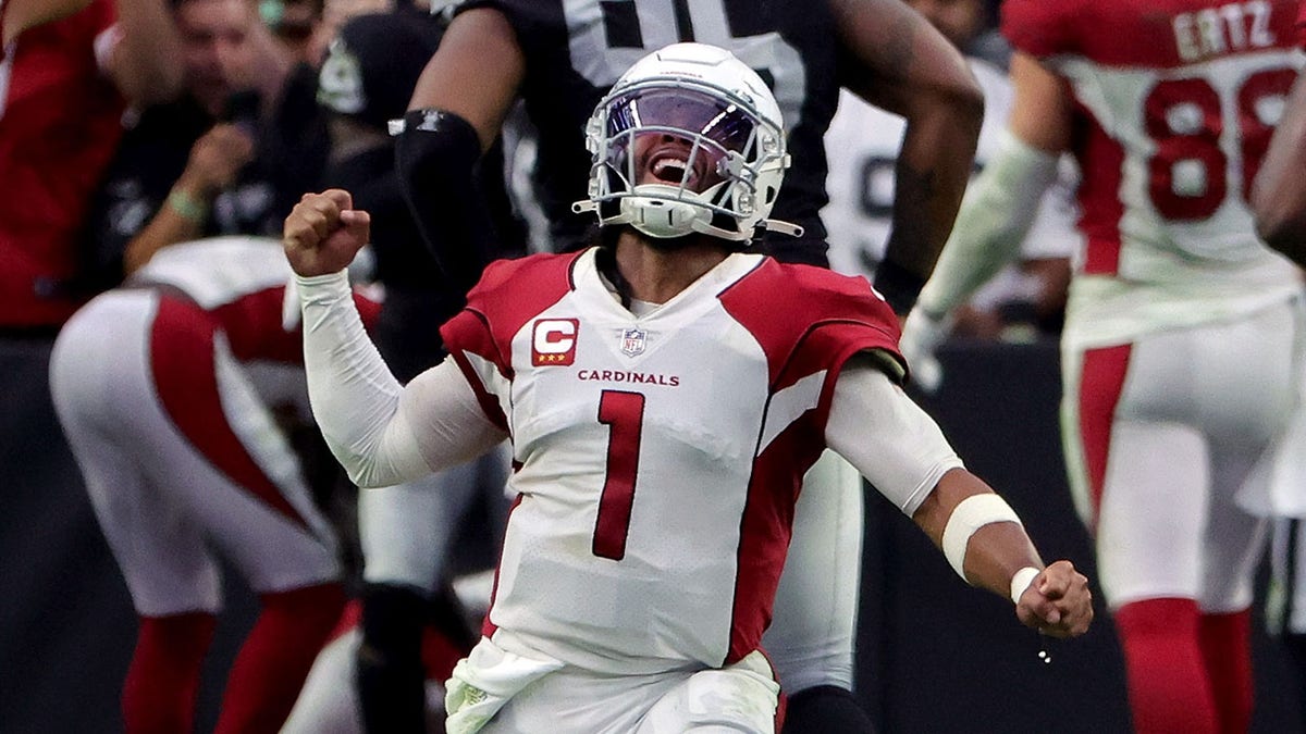 Kyler Murray celebrates game tying touchdown