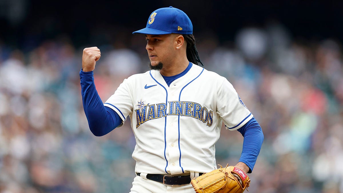 Luis Castillo hyped up