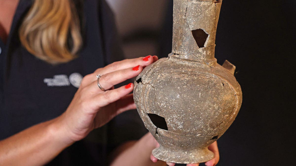 Ancient pottery vessels may have carried a hallucinogenic drug