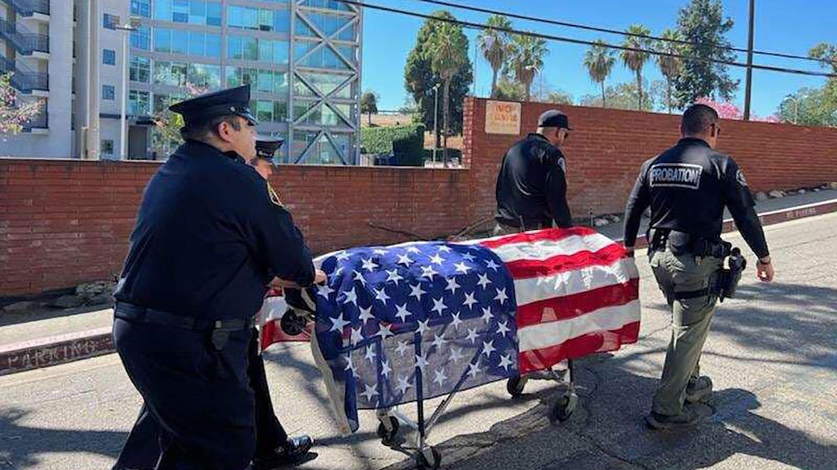 Paula Lind casket