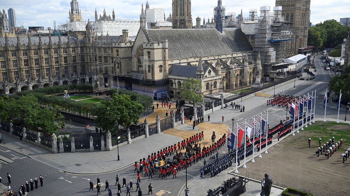 Queen Elizabeth's coffin procession