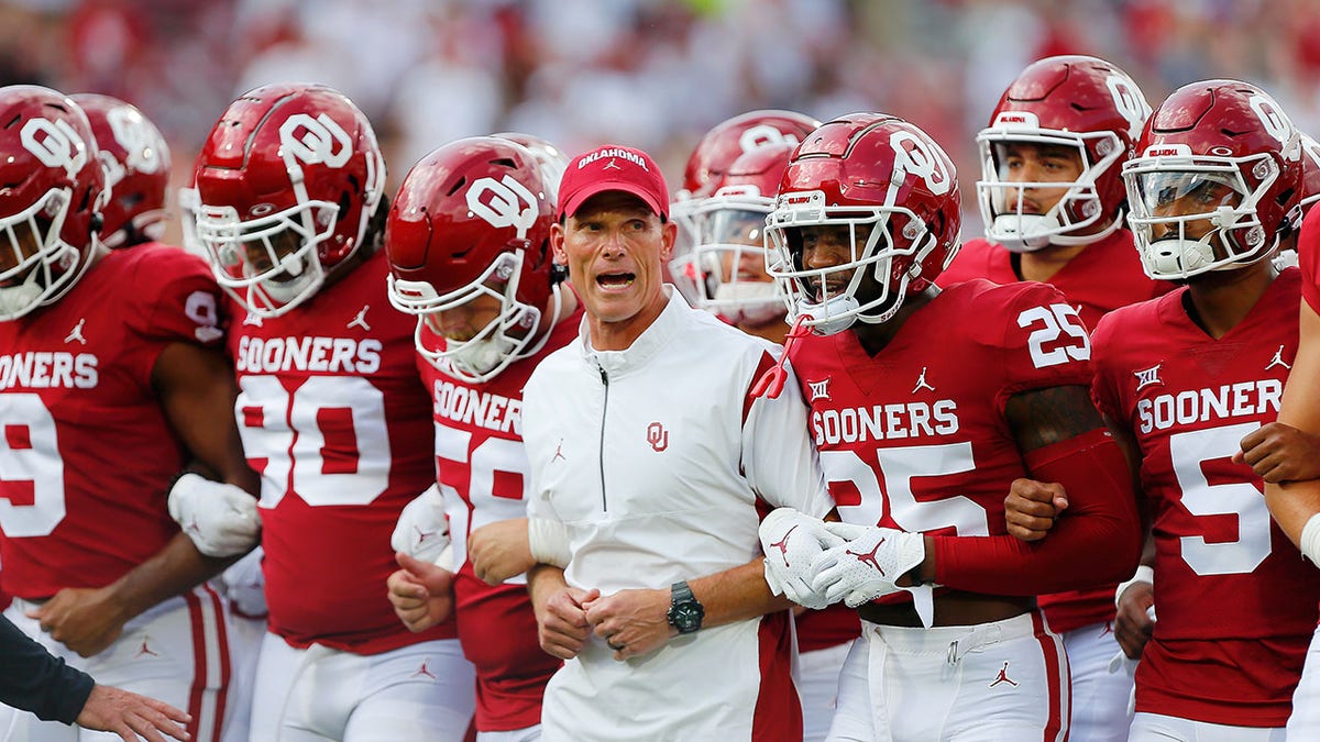 Oklahoma Sooners head coach Brent Venables leads his team to the end zone before a game against the Kent State Golden Flashes at Gaylord Family Oklahoma Memorial Stadium in Norman, Oklahoma, on Saturday, Sept. 10, 2022.