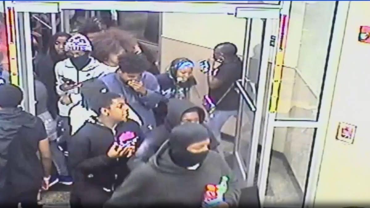A mob ransacks a Philadelphia Wawa store