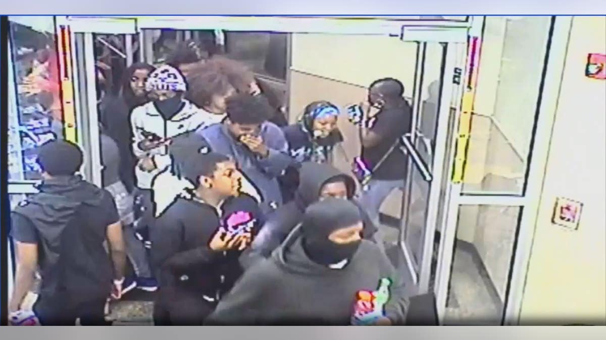 A mob ransacks a Philadelphia Wawa store. crime Republicans Democrats House