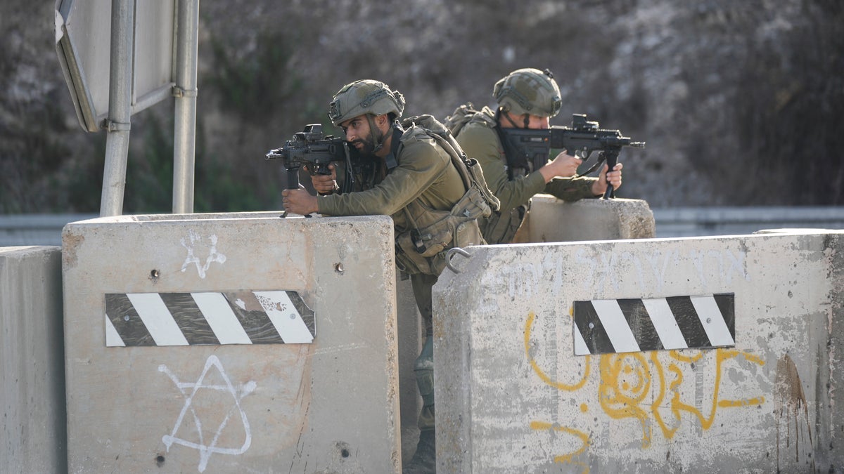 Israeli soldiers near the West Bank