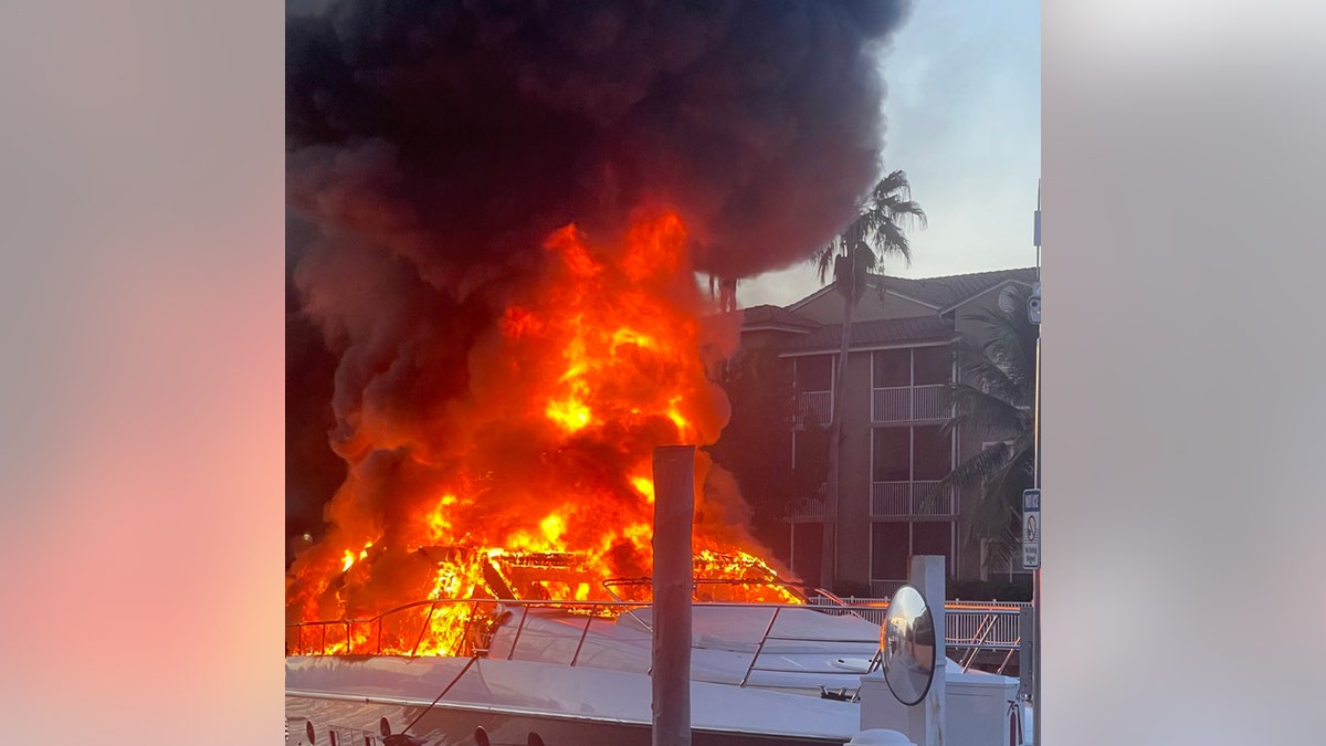 Yacht fire in Aventura, FL