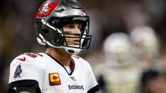 Tom Brady's former teammate's wife pays homage to quarterback for volunteer work