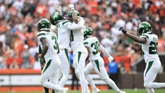 Jets score twice in final two minutes to pull off miraculous comeback win against Browns