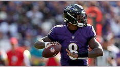 Ravens, Lamar Jackson agree to record-breaking $260 million contract extension: reports