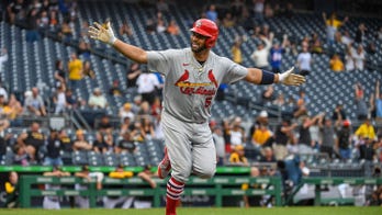 Albert Pujols blasts home run No. 697, passes Alex Rodriguez on all-time list