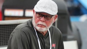 Bucs' Bruce Arians opens up about recent health scare: 'Like two knives going in'