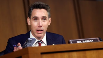 Sen. Hawley calls for 'tough, tenacious' inspector general to oversee Ukraine aid