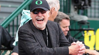 Nike co-founder Phil Knight declares war on Democrats in Oregon