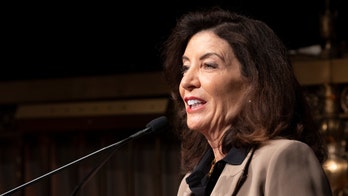 NY Gov. Hochul pictured with Dem fundraiser who shared Holocaust denial, other antisemitic content