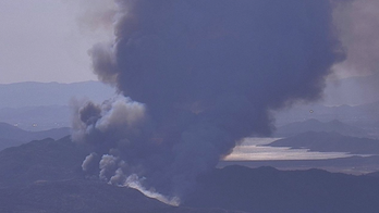 California wildfire leaves 2 dead, explodes to 700 acres as evacuations are ordered