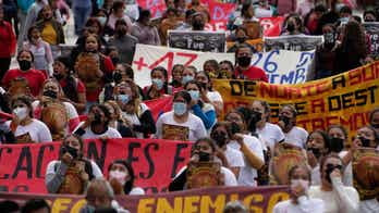 Special prosecutor in Mexico's investigation into 43 missing students resigns