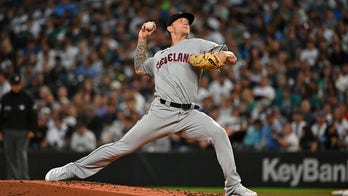 Guardians believe pitcher Zach Plesac suffered broken finger after punching mound: report