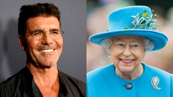 Queen Elizabeth II: Simon Cowell tells Jimmy Kimmel about the time he met the monarch: 'In awe'