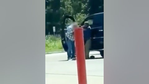 Grandpa of 11 steps in to fight robber off woman in Texas: report