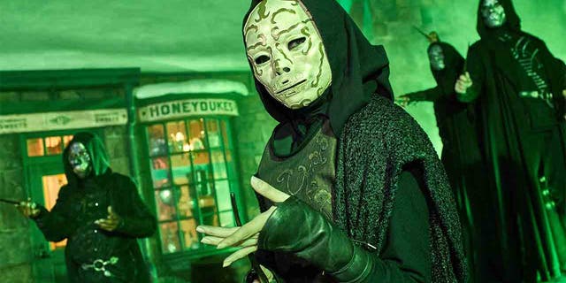 Between "The Dark Arts of Hogwarts Castle" At the event, Death Eaters will walk among the guests. 